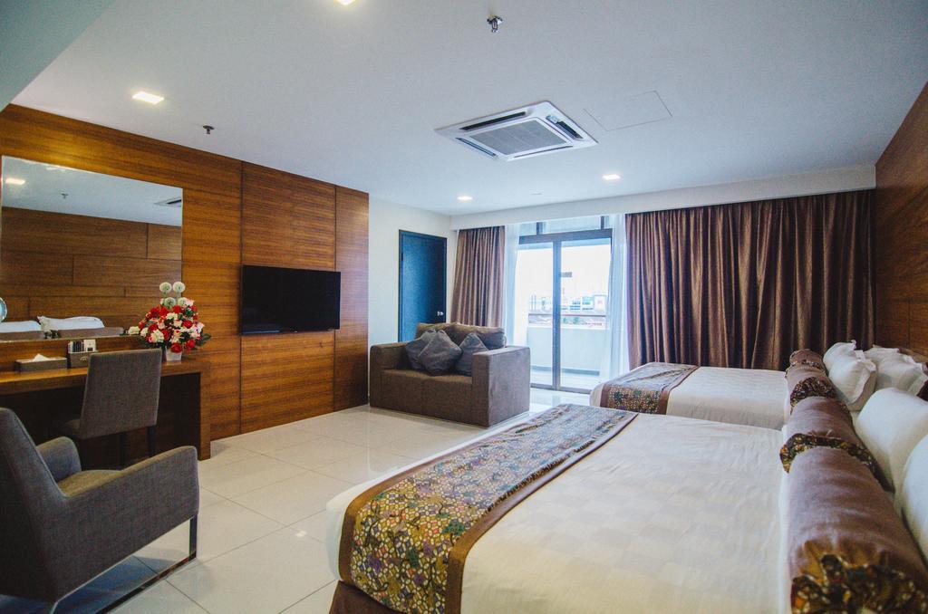 Hotel Sfera Lumut Exterior photo